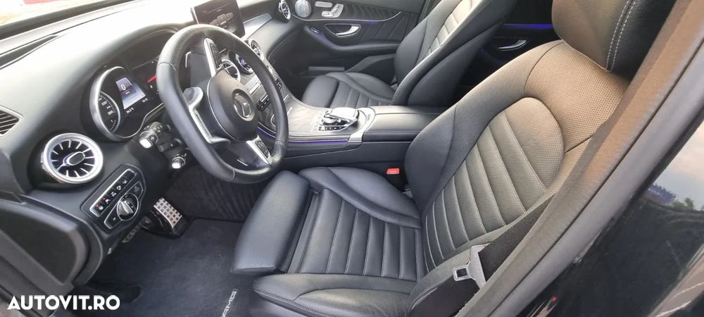 Mercedes-Benz GLC 250 4Matic 9G-TRONIC AMG Line - 12