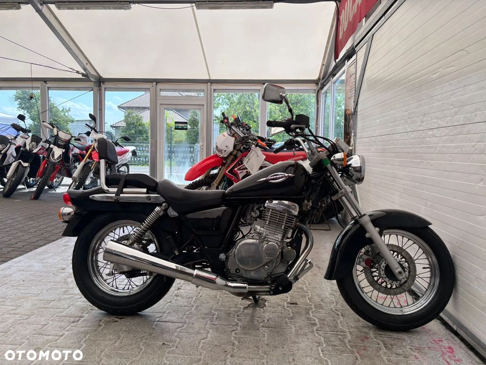 Suzuki Marauder - 16