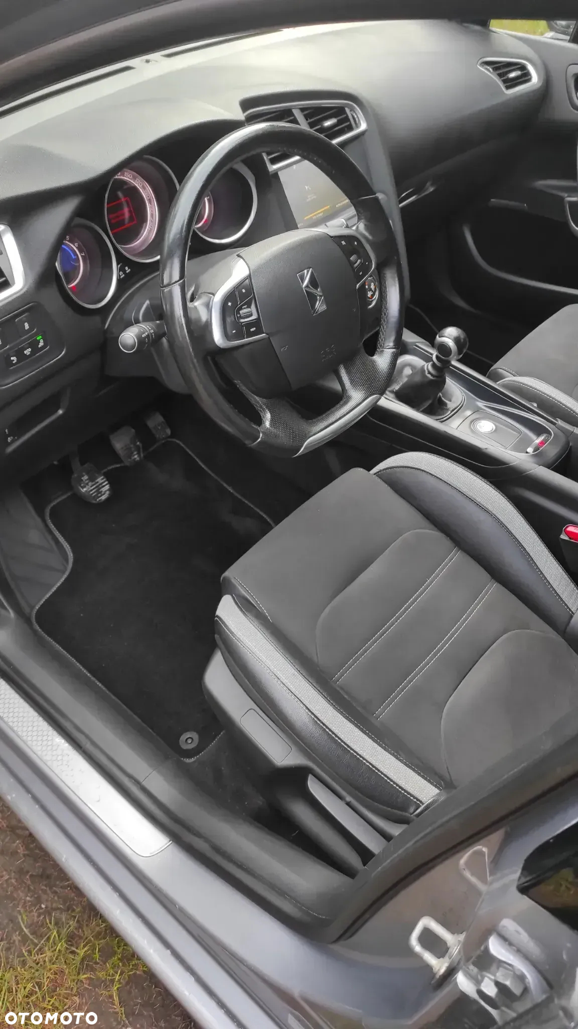 DS Automobiles DS 4 - 22