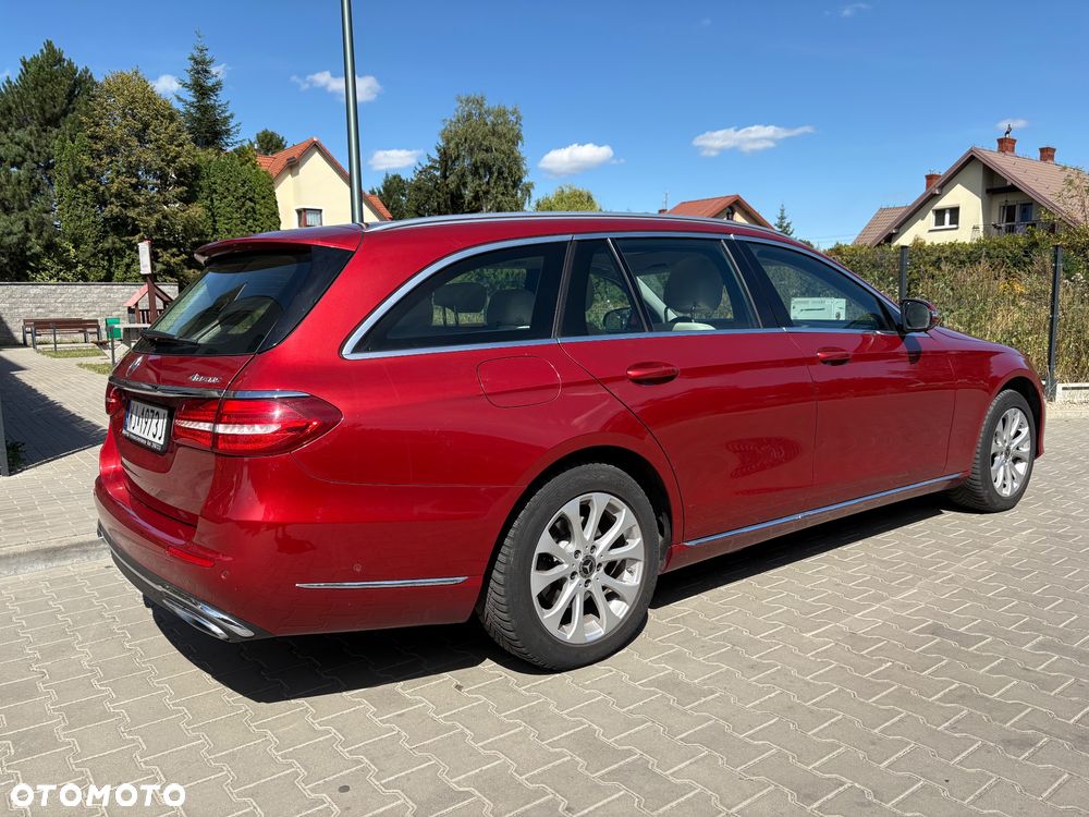 Mercedes-Benz Klasa E 220 d 4Matic 9G-TRONIC Avantgarde - 9
