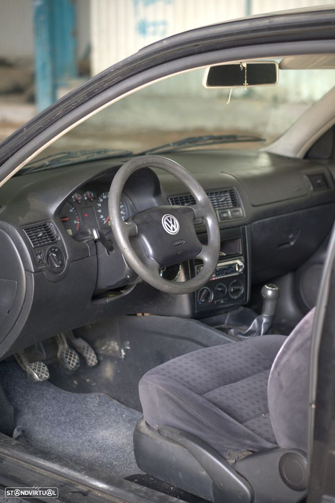 VW Golf - 10