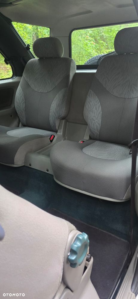 Land Rover Freelander - 18
