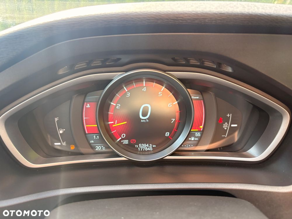 Volvo V40 Cross Country T4 - 21