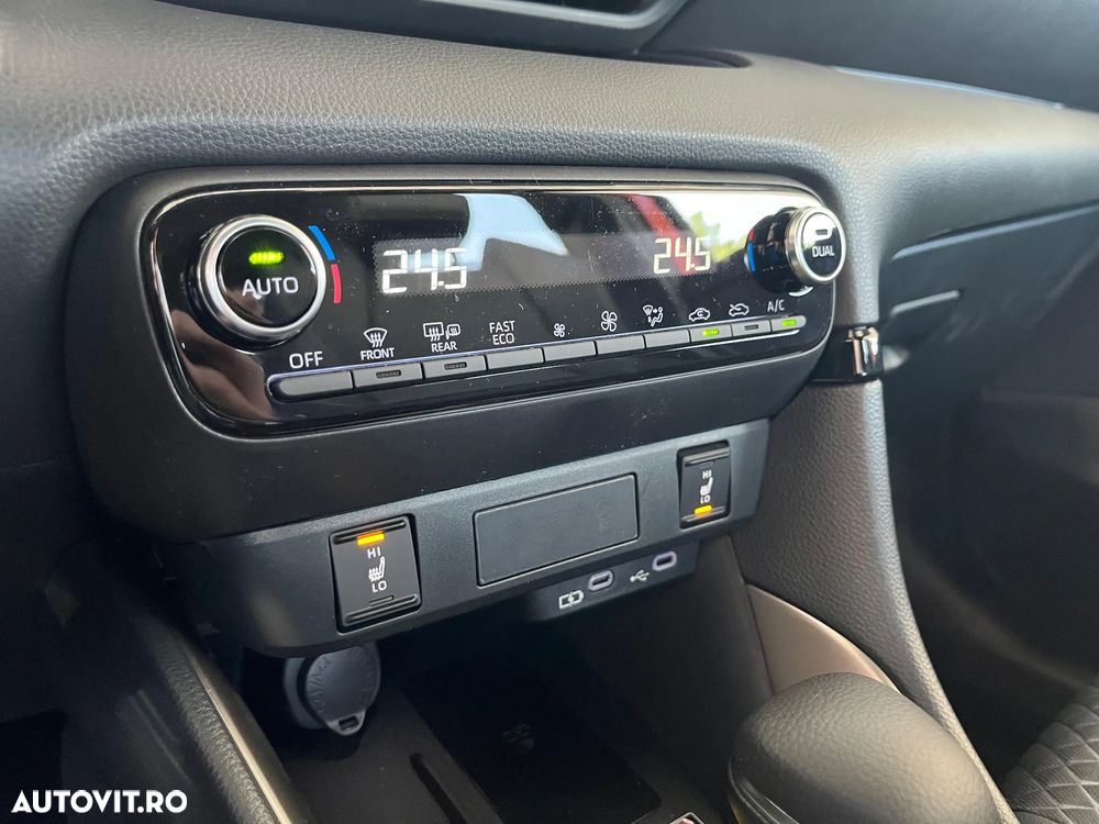 Mazda 2 - 16