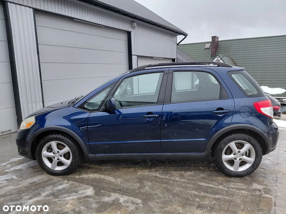 Suzuki SX4 - 4