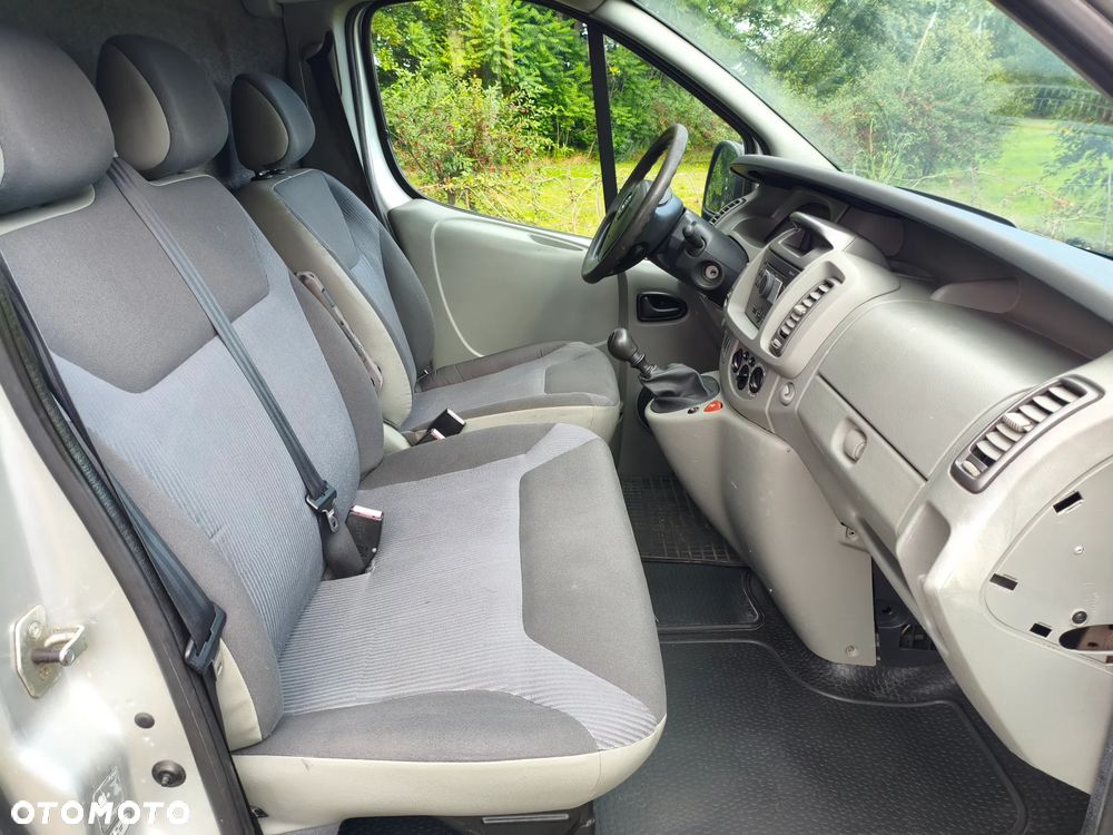 Opel Vivaro - 13
