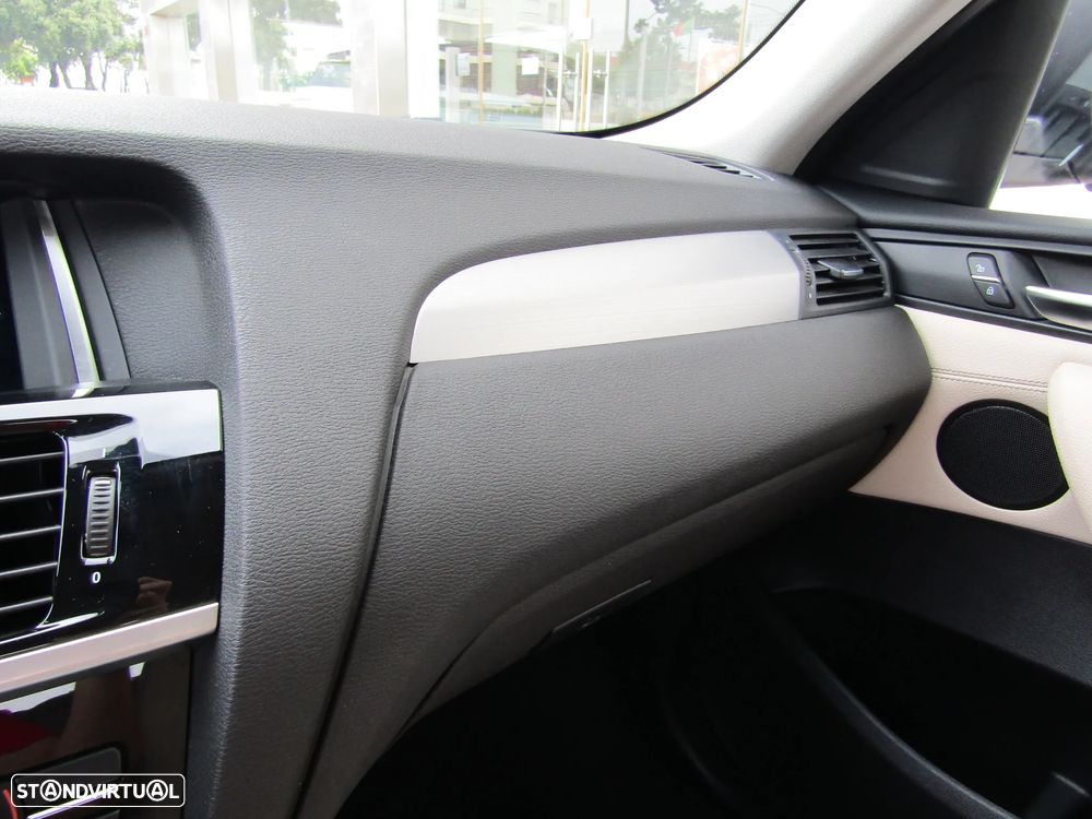 BMW X4 20 d xDrive XLine Auto - 23