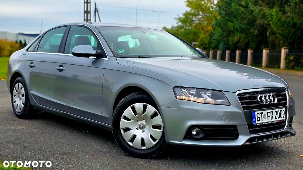 Audi A4 Limousine - 15