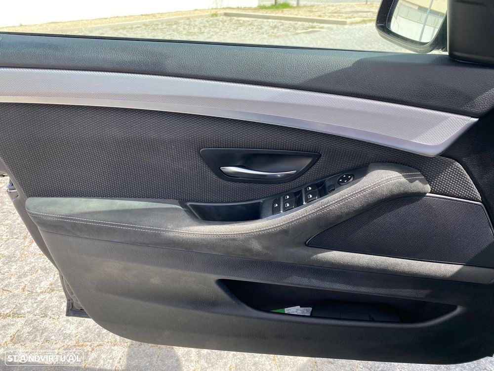 BMW 520 d Pack M Auto - 8