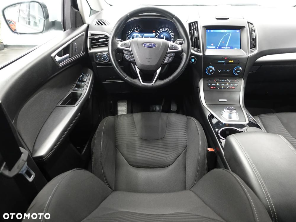 Ford S-Max - 30