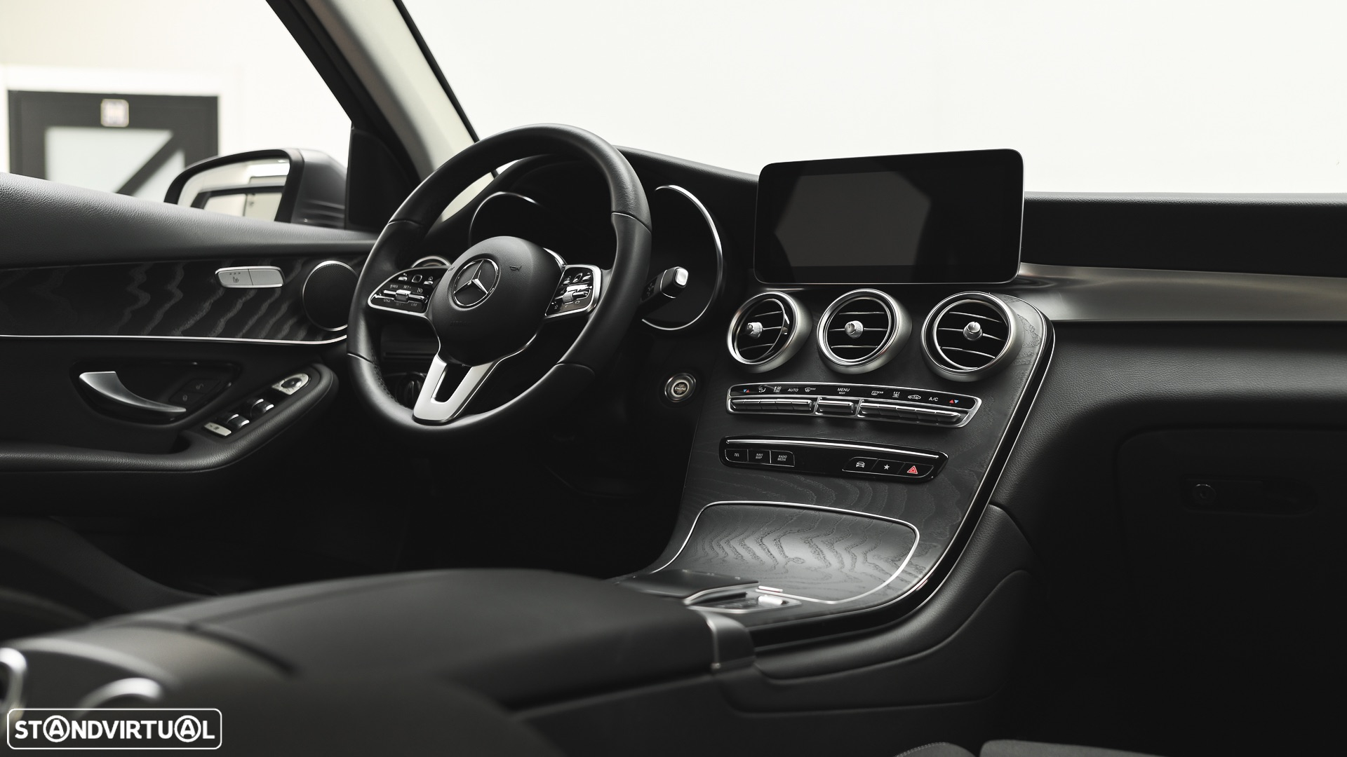 Mercedes-Benz GLC 300 Coupe de 4Matic 9G-TRONIC - 55