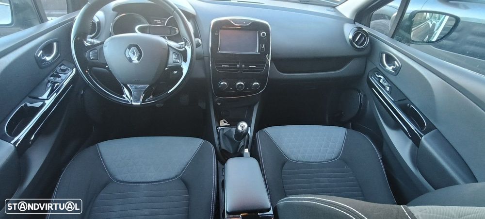 Renault Clio 1.5 dCi Dynamique S - 5