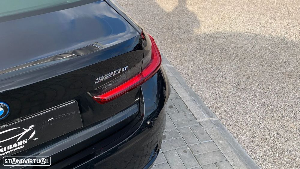 BMW 320 e Auto - 20