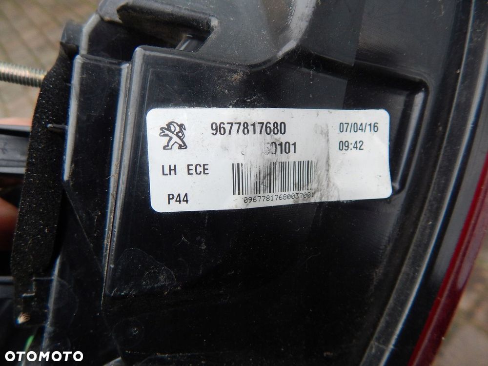 LAMPA LEWA BEUGEOT 308 T9 HB EUROPA - 3
