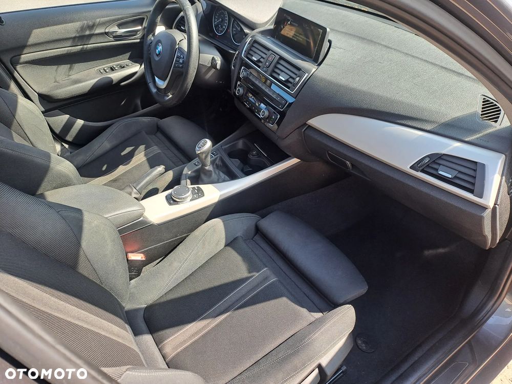 BMW Seria 1 118d xDrive Sport Line - 15