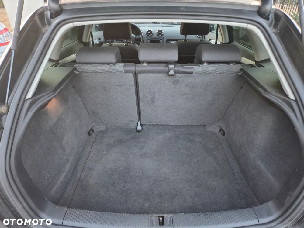 Audi A3 Sportback 1.6 Ambiente - 22