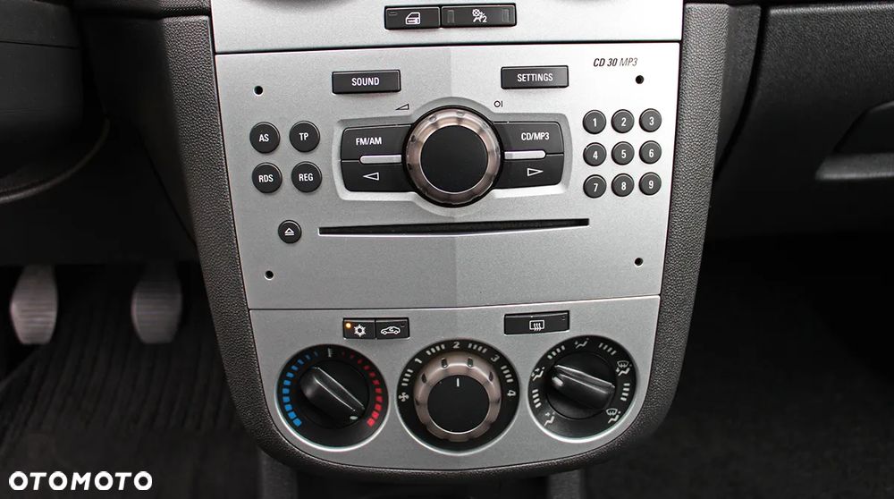 Opel Corsa 1.2 16V Innovation - 7