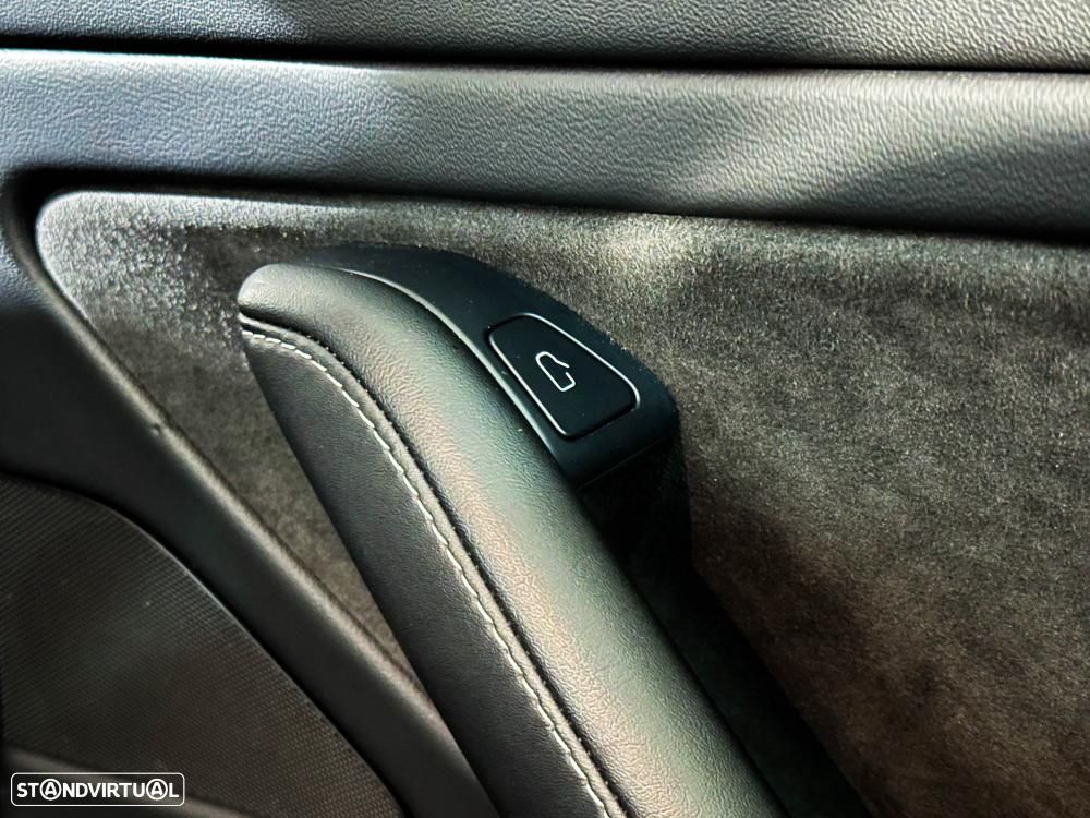 Tesla Model 3 Performance Dual Motor AWD - 29