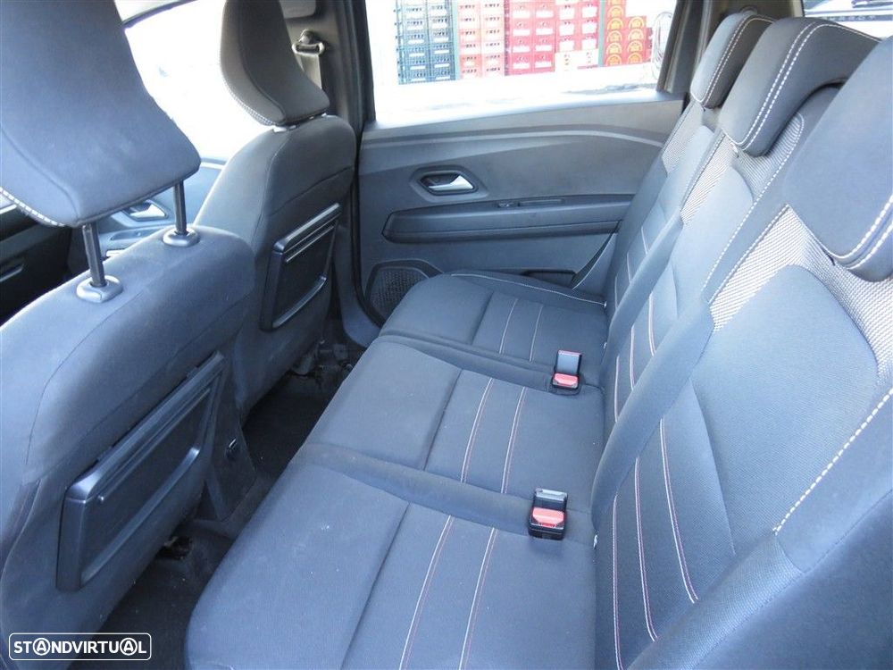 Dacia Jogger 1.0 TCe Extreme 7L - 10