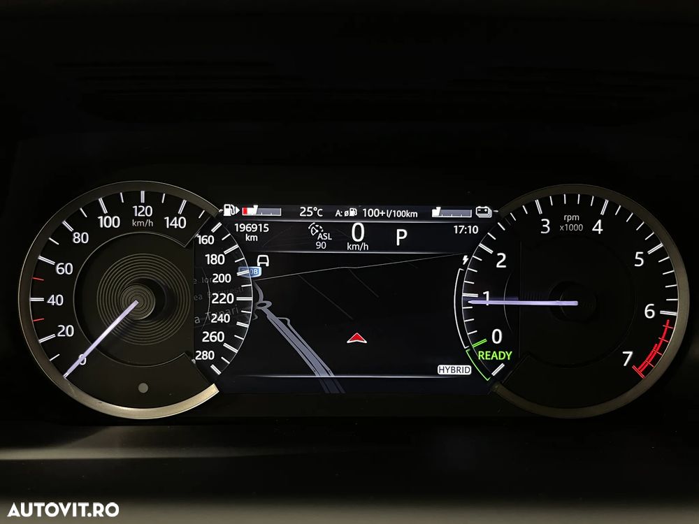 Land Rover Discovery Sport 1.5 P300e PHEV SE - 33