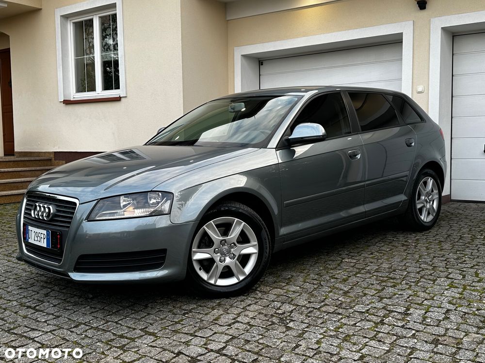 Audi A3 Sportback 1.8 TFSI Attraction - 3