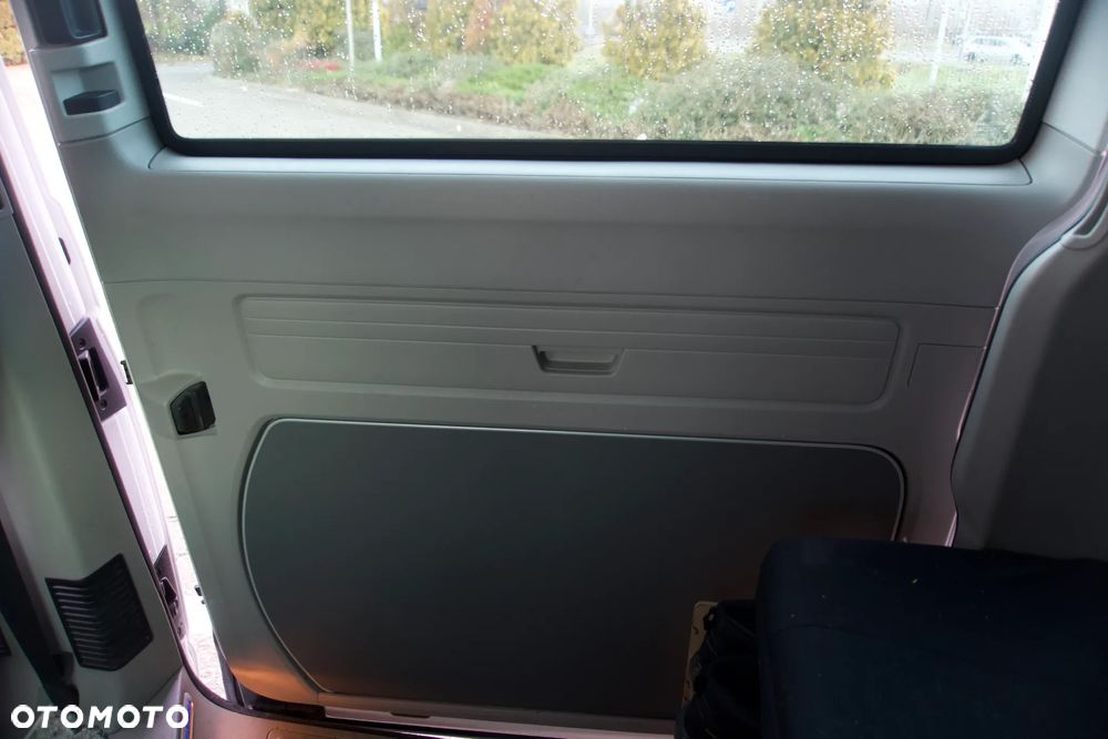 Volkswagen California - 18