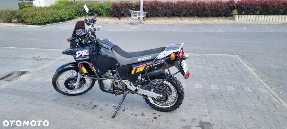 Suzuki DR - 8