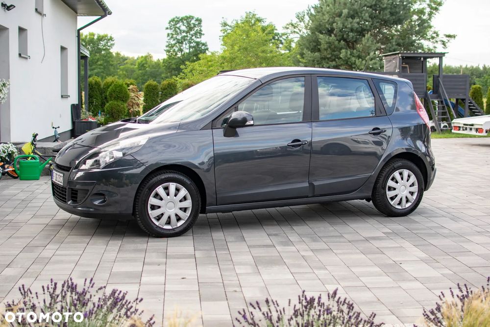 Renault Scenic - 28
