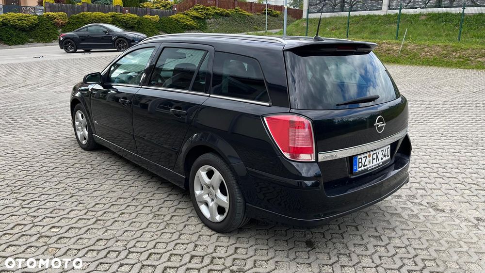 Opel Astra 1.6 Sport - 4