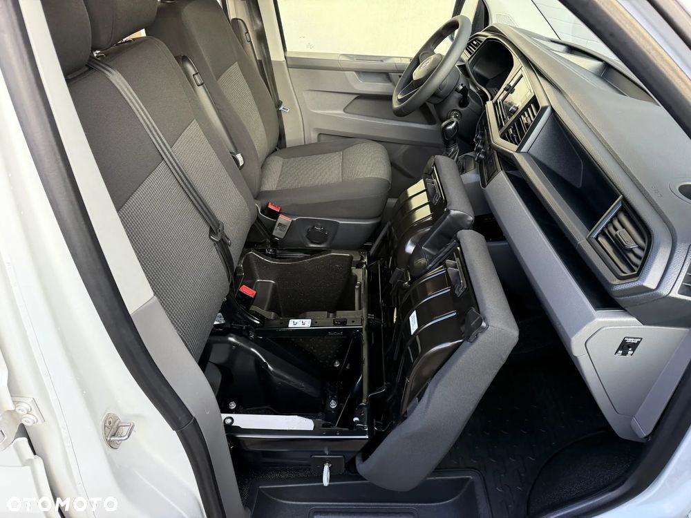 Volkswagen Transporter T6.1 Doka Brygadówka - 19