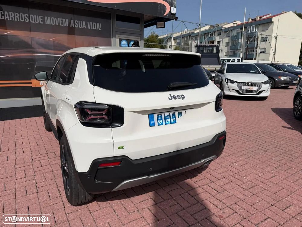 Jeep Avenger 1.2 e-Hybrid Altitude DCT - 46
