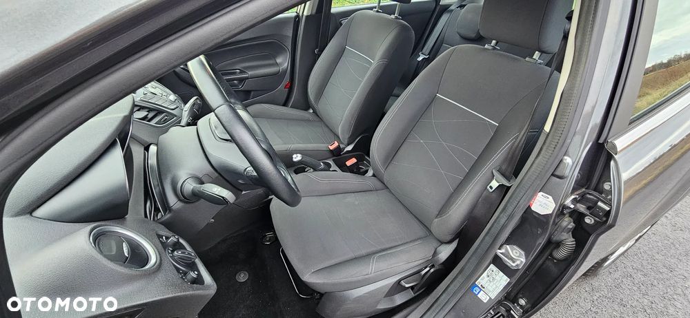 Ford Fiesta 1.25 Silver X (Ambiente) EU6 - 13