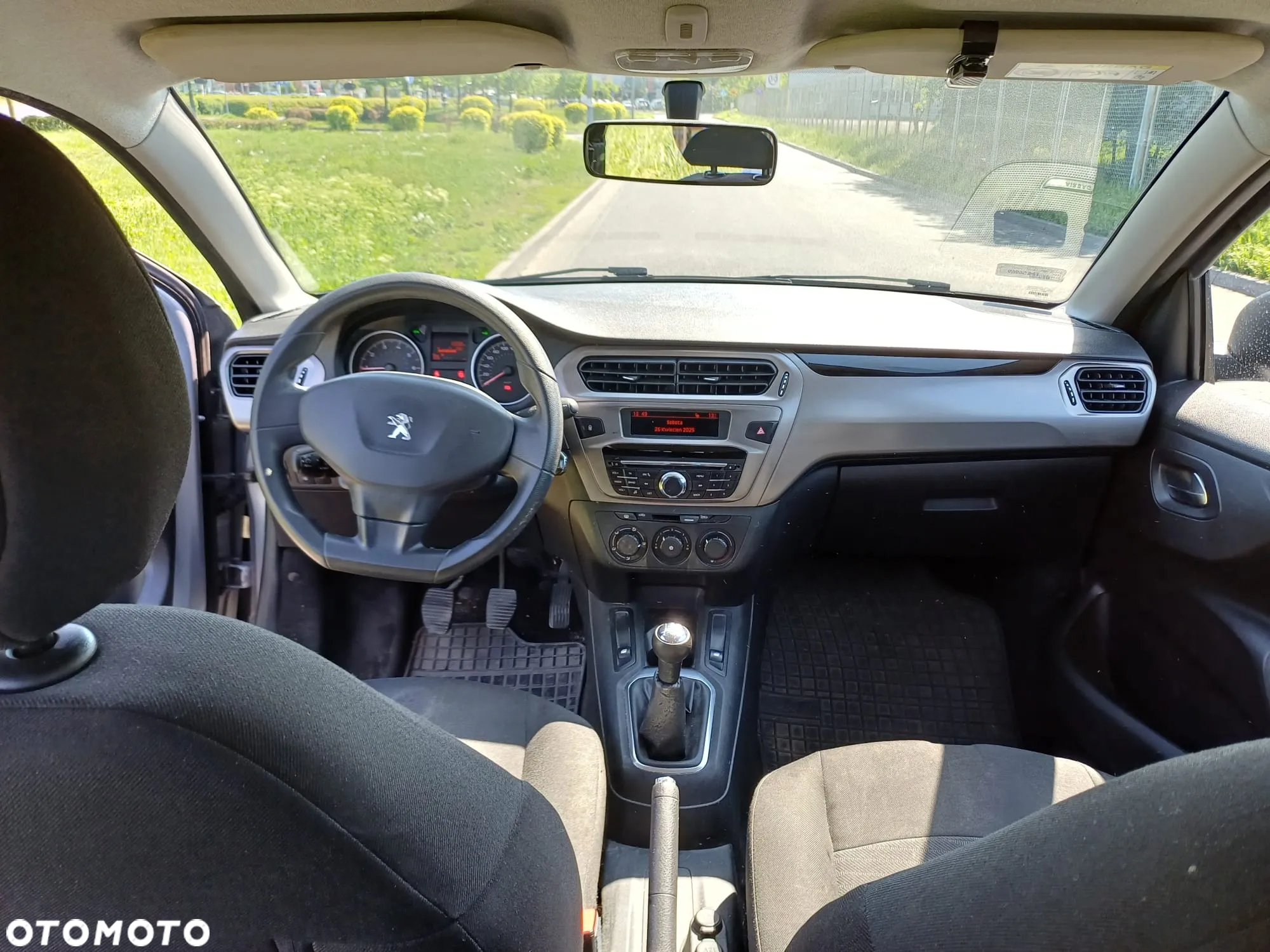 Peugeot 301 1.2 Pure Tech Active - 11