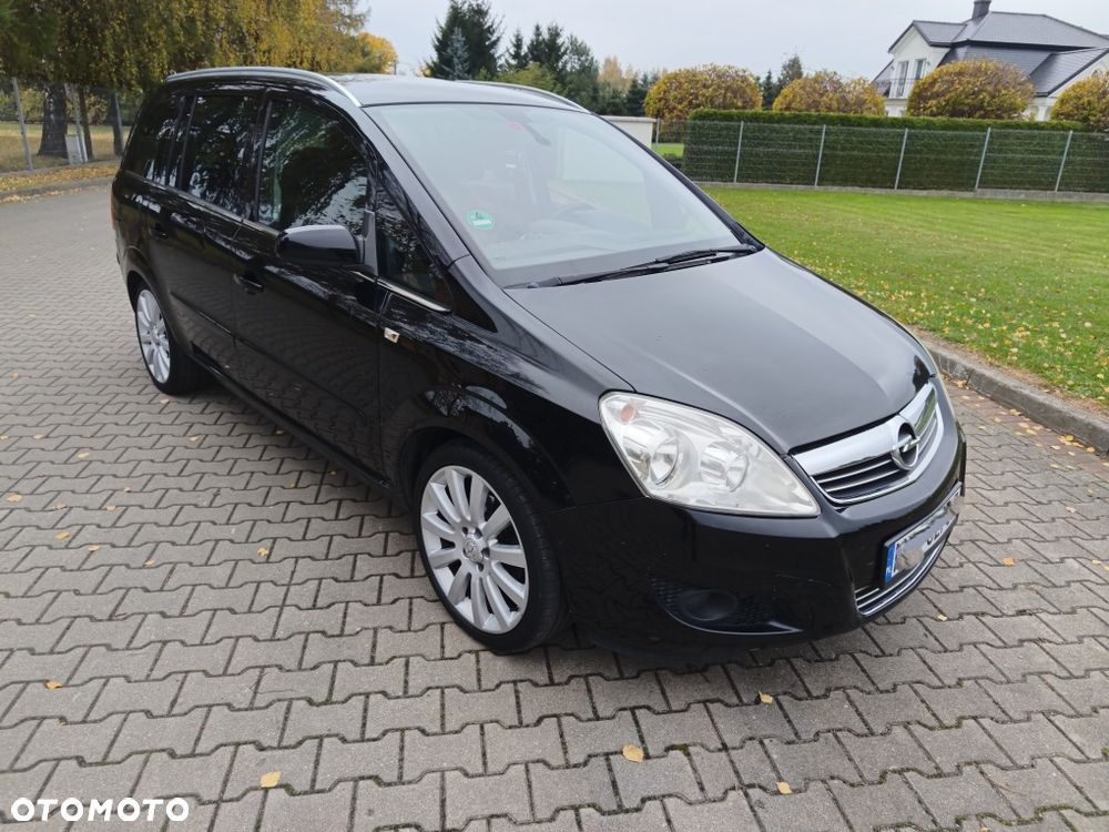 Opel Zafira - 1