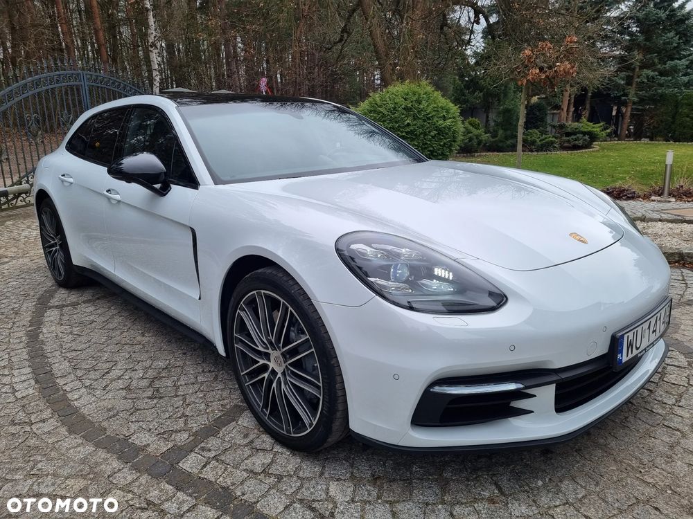 Porsche Panamera 4S Executive - 3