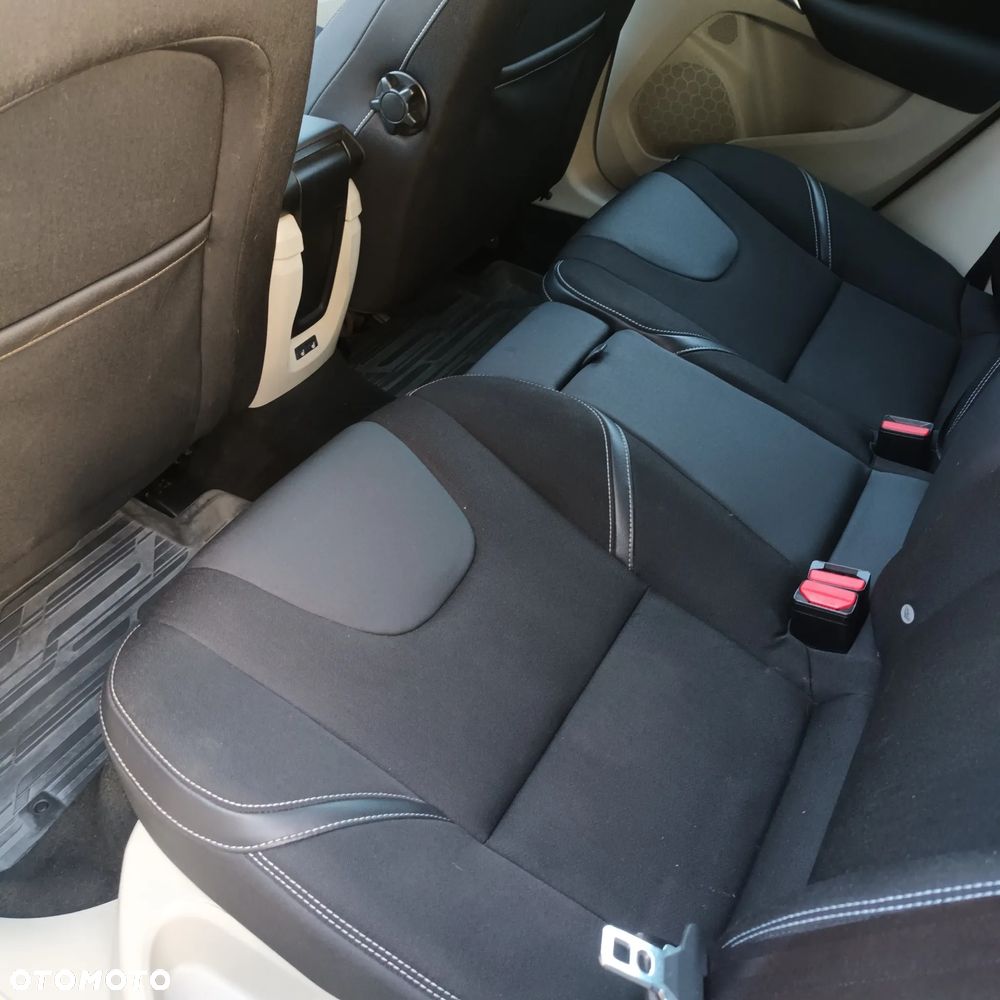 Volvo V40 D3 Momentum - 18