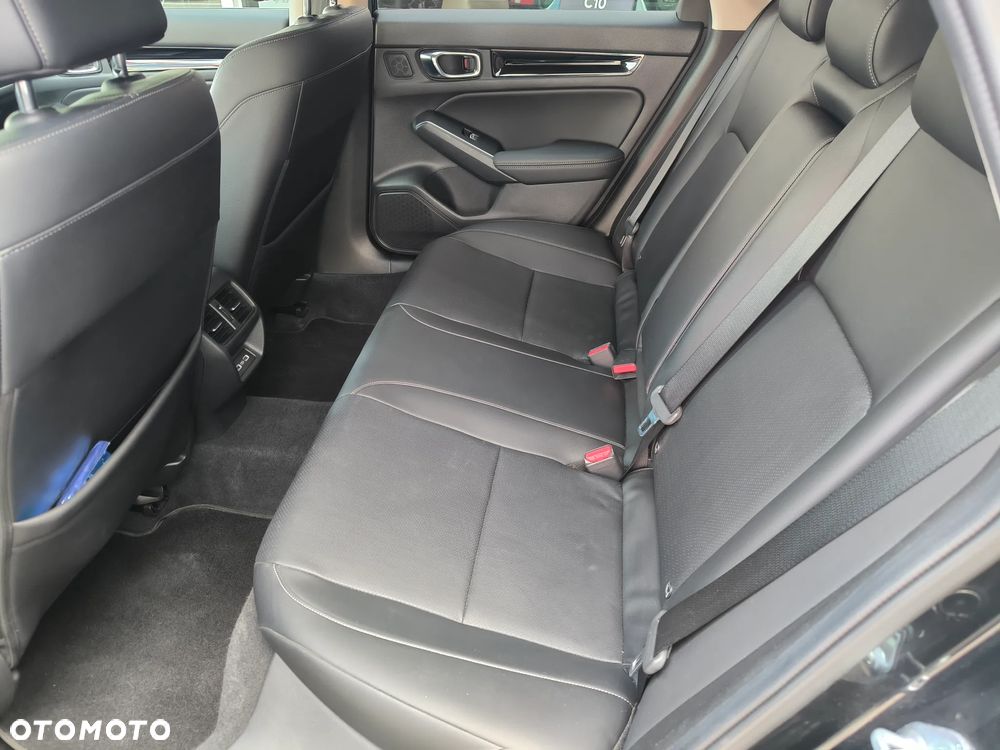 Honda Civic 2.0 i-MMD Advance CVT - 13
