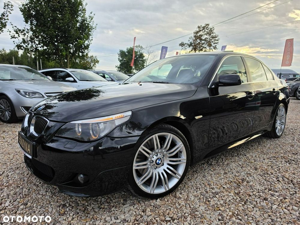 BMW Seria 5 550i - 17