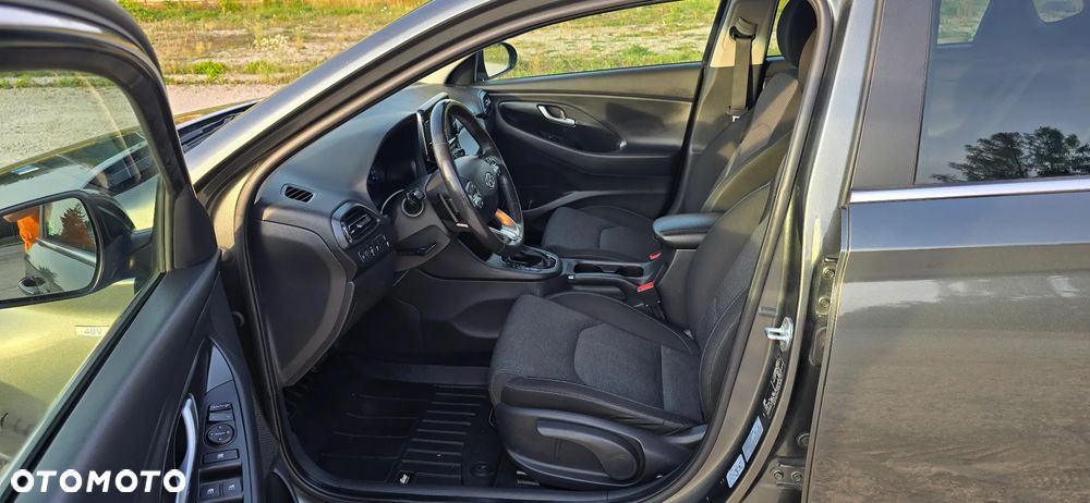 Hyundai i30 1.5 T-GDI 48V Comfort DCT - 13