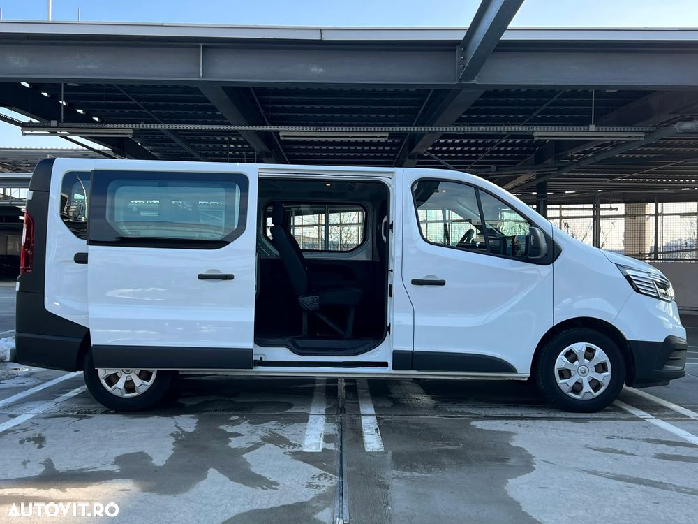 Renault Trafic 2.0 Blue dCi 110 S&S L2 8+1 Life - 9