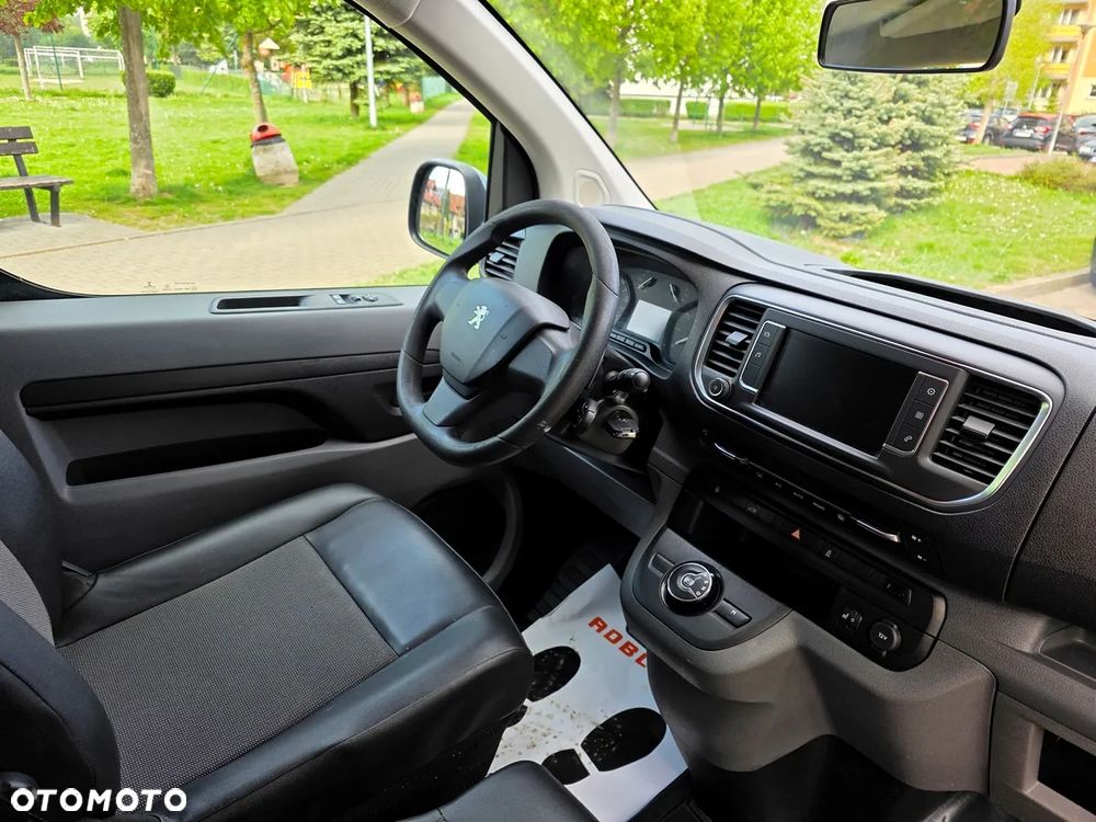 Peugeot Expert - 8
