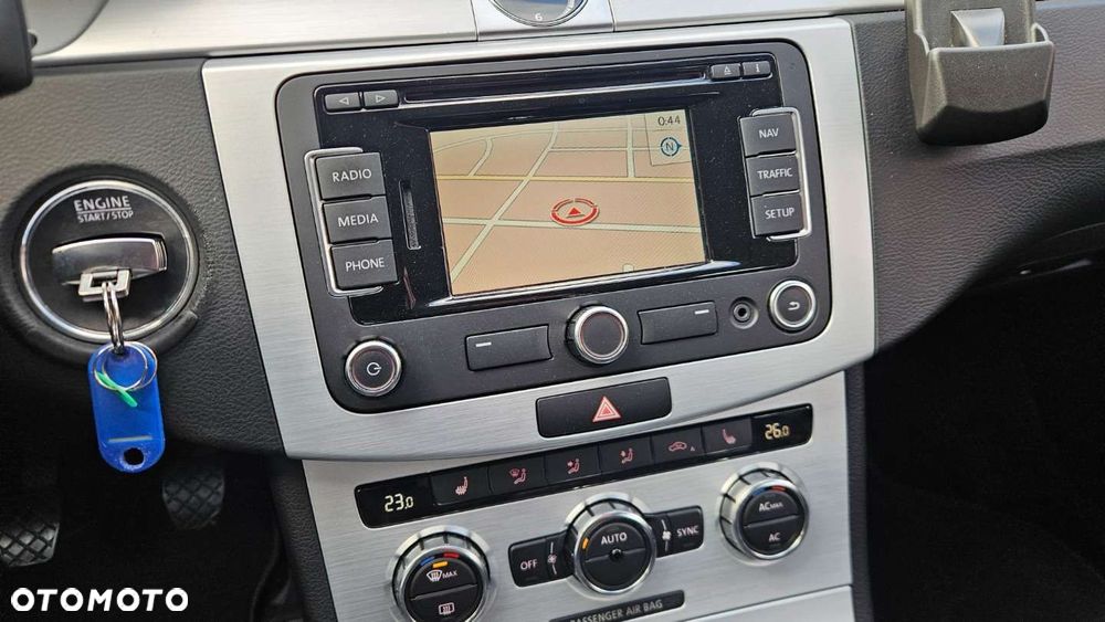 Volkswagen Passat CC 1.8 TSI Exclusive - 23