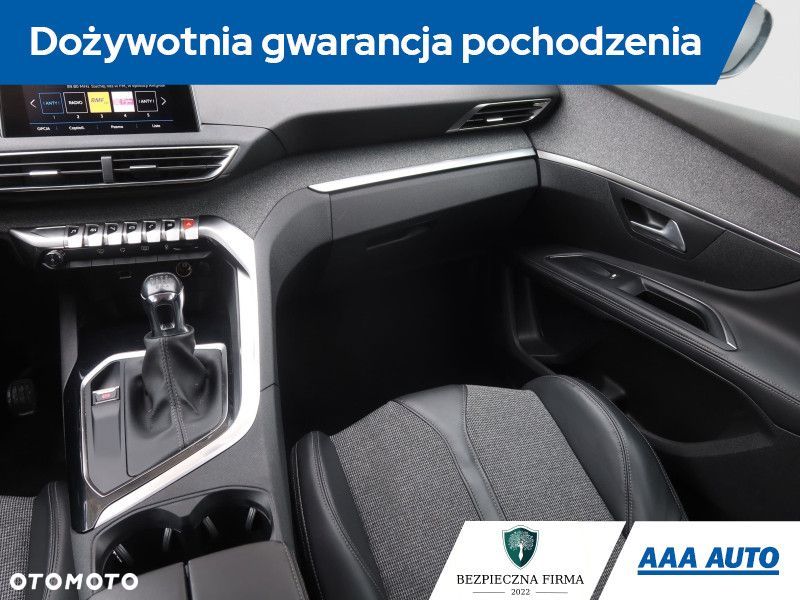 Peugeot 5008 - 10