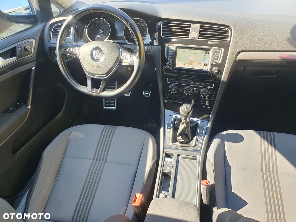 Volkswagen Golf 1.6 TDI BlueMotion Technology Allstar - 6