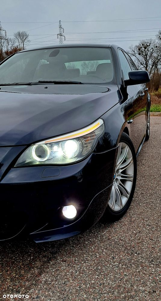 BMW Seria 5 525d - 7