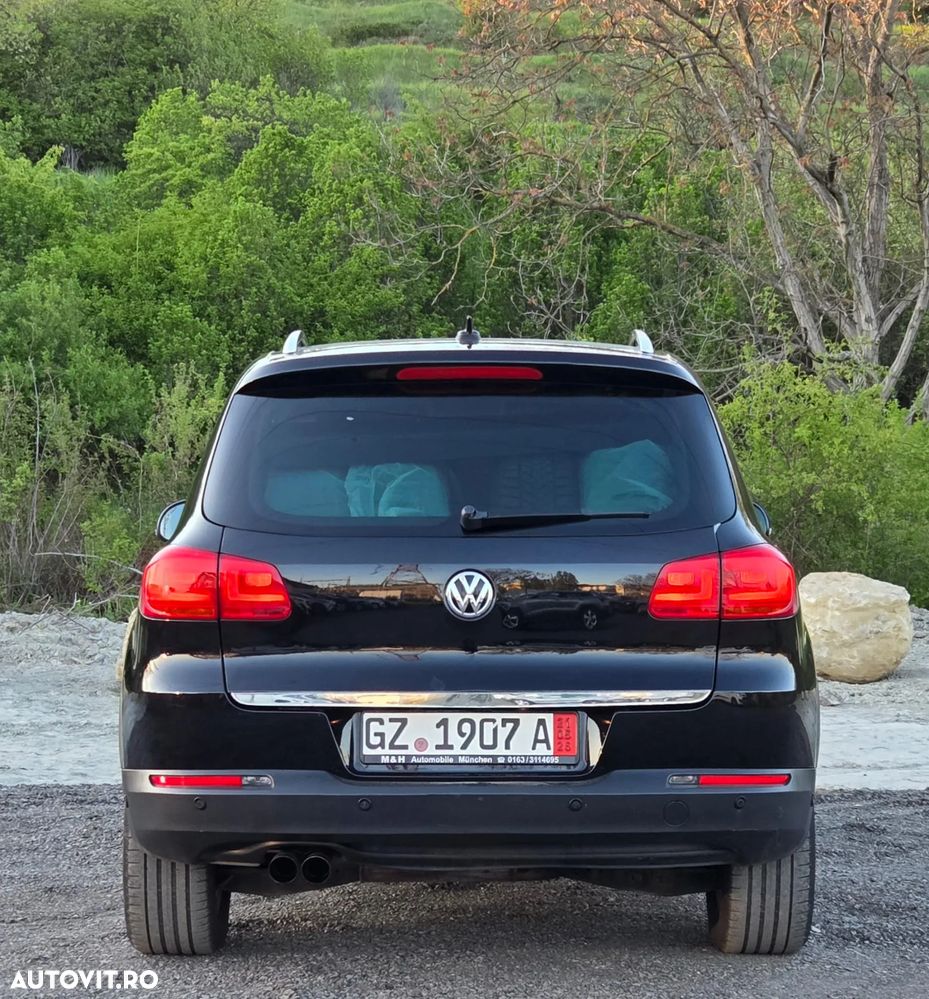 Volkswagen Tiguan 2.0 TDI DPF 4Motion BlueMotion Technology DSG Exclusive - 18