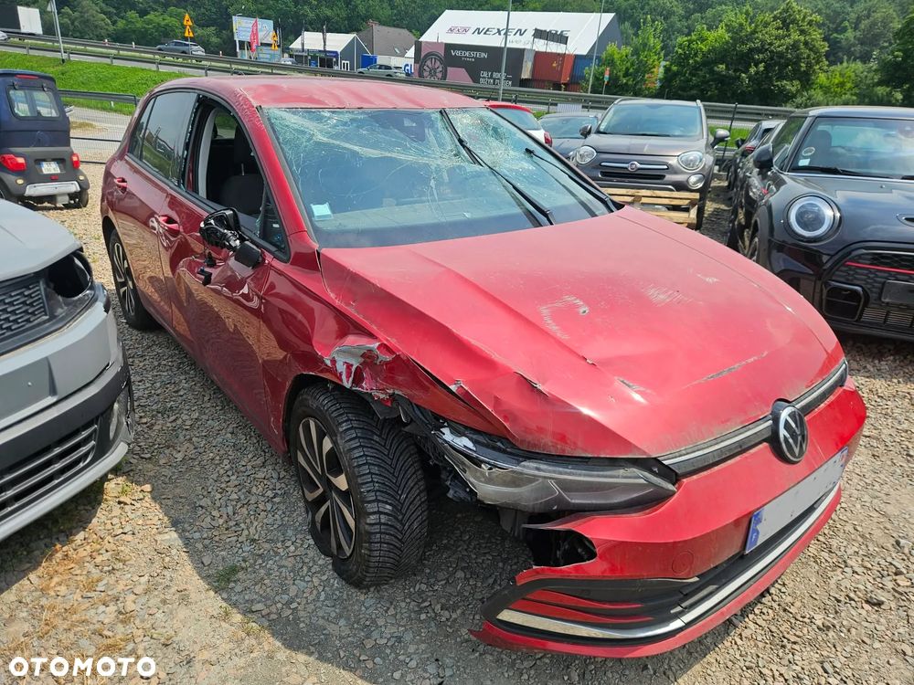 Volkswagen Golf 1.0 eTSI OPF DSG Life - 9