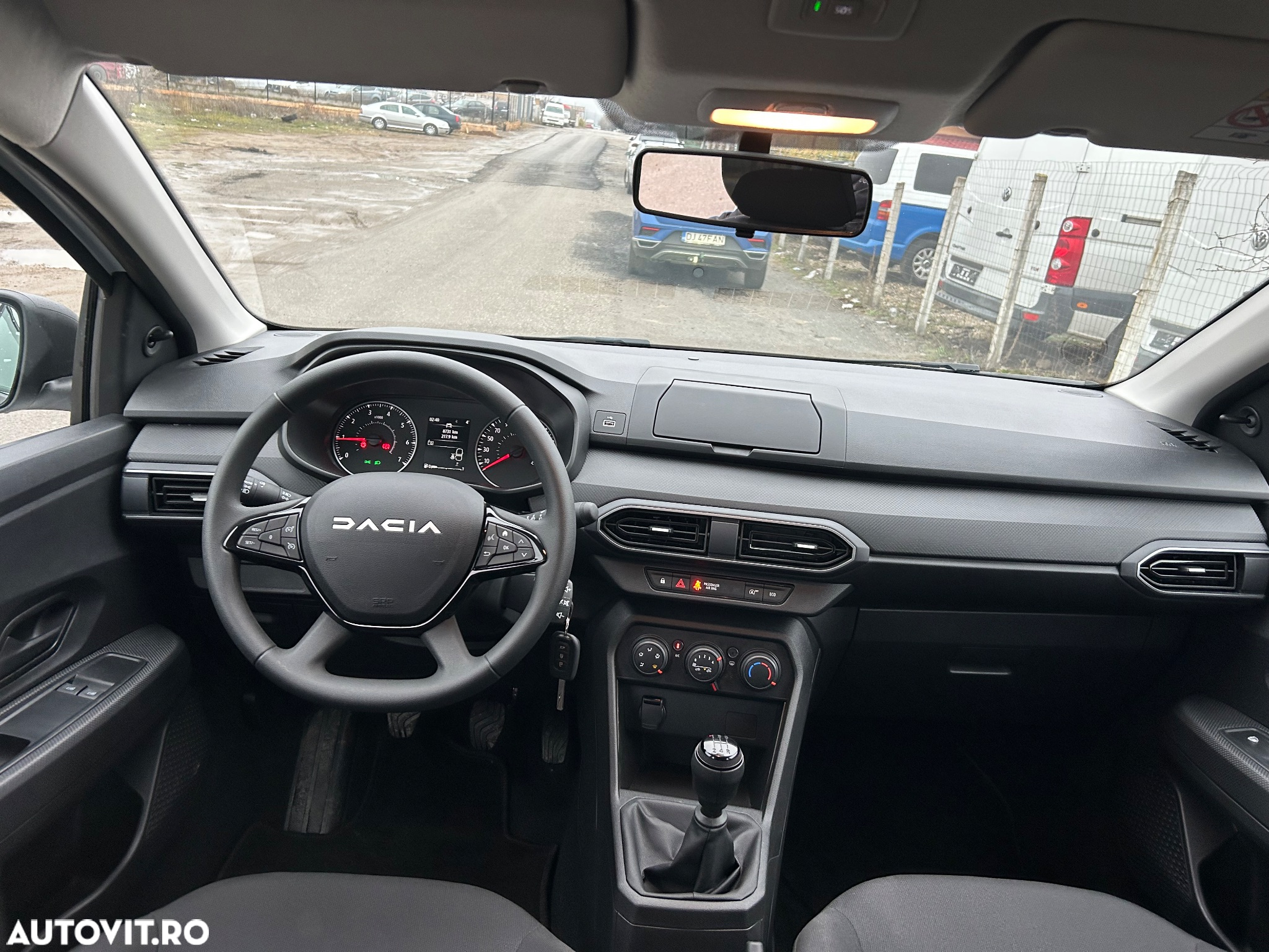 Dacia Sandero TCe 90 Essential - 3