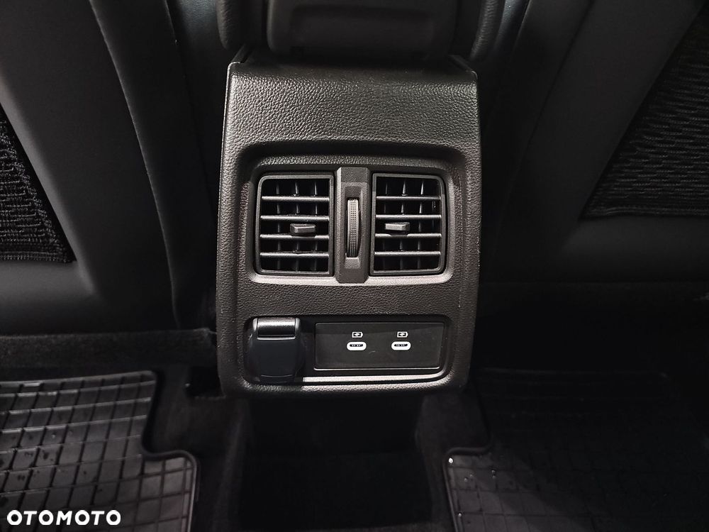 Renault Captur 1.0 TCe Techno - 31