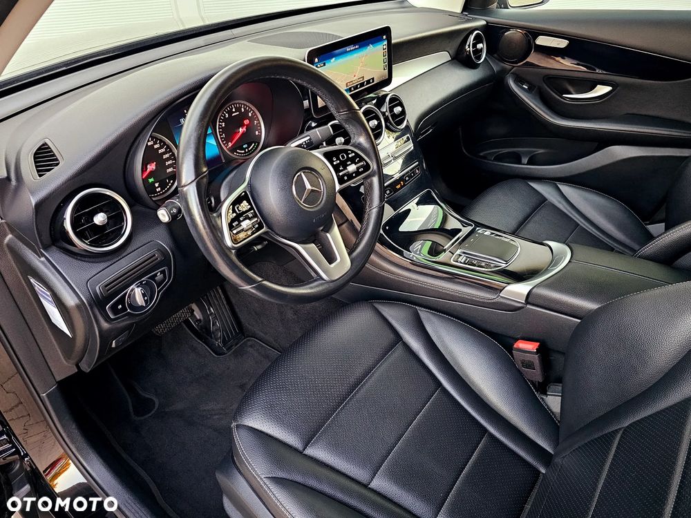 Mercedes-Benz GLC 200 4Matic 9G-TRONIC Exclusive - 23